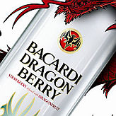 Bacardi представил новый ароматизированный ром Dragon Berry(TM)