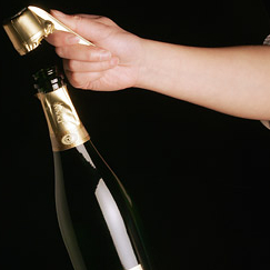 Maestro - an innovative champagne closure by Alcan Packaging