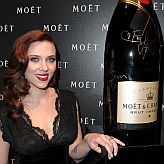 Скарлетт Йоханссон — новое лицо Moët & Chandon