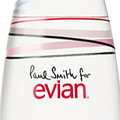 Бутылки Evian дизайна Пола Смита Бутылки Evian дизайна Пола Смита