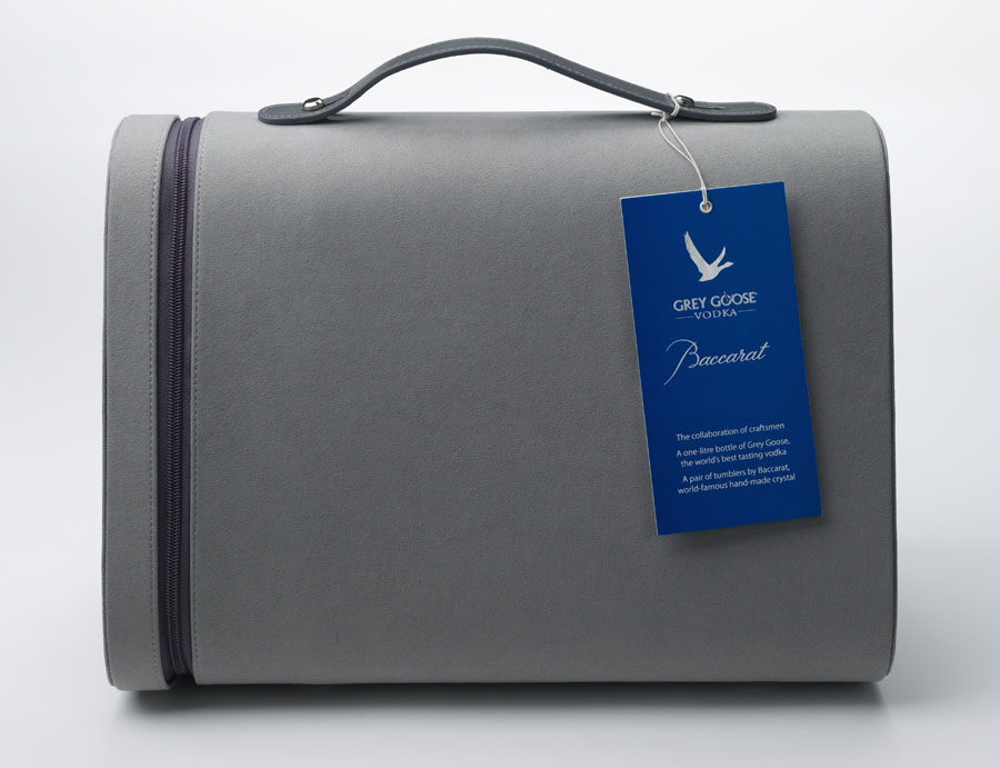 Серый бренд. Grey Goose (Gift Box). Кофр для  Travel Baccarat. Тревел баккара с кофром. Goose package.