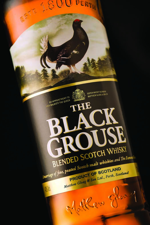 Grouse перевод. Блэк Граус. The famous Grouse черная этикетка. Famous Grouse этикетка сзади. Пиво Гроус.