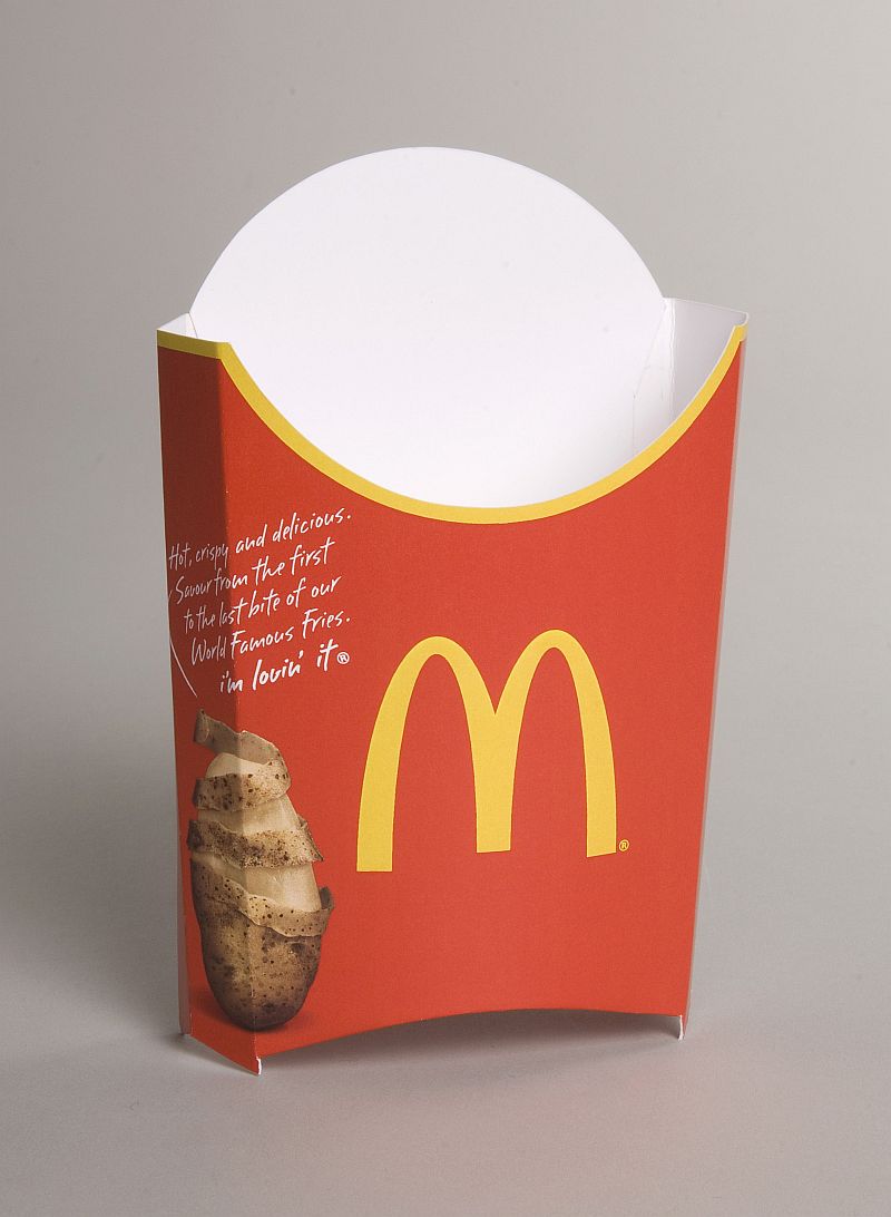 Дизайн новой упаковки. Упаковка макдональдс. Макдоналдс новая упаковка. Упаковка макдональдс пакет. Макдональдс упаковка 2021.